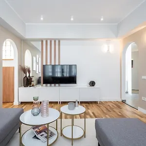 Old Town Bucharest, Lovely 2 Bedrooms Bucarest