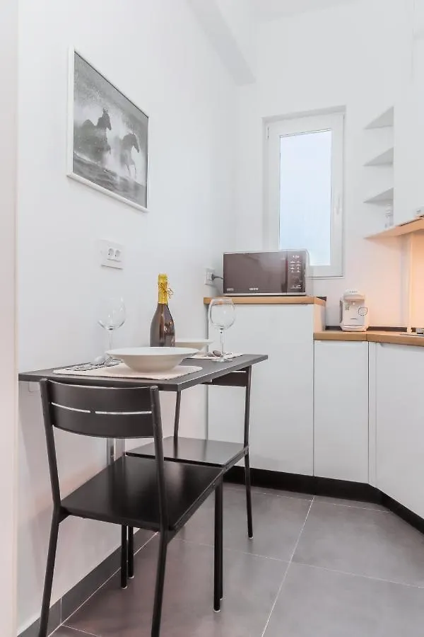 Apartman New Studio Carturesti - City Center Bukarest